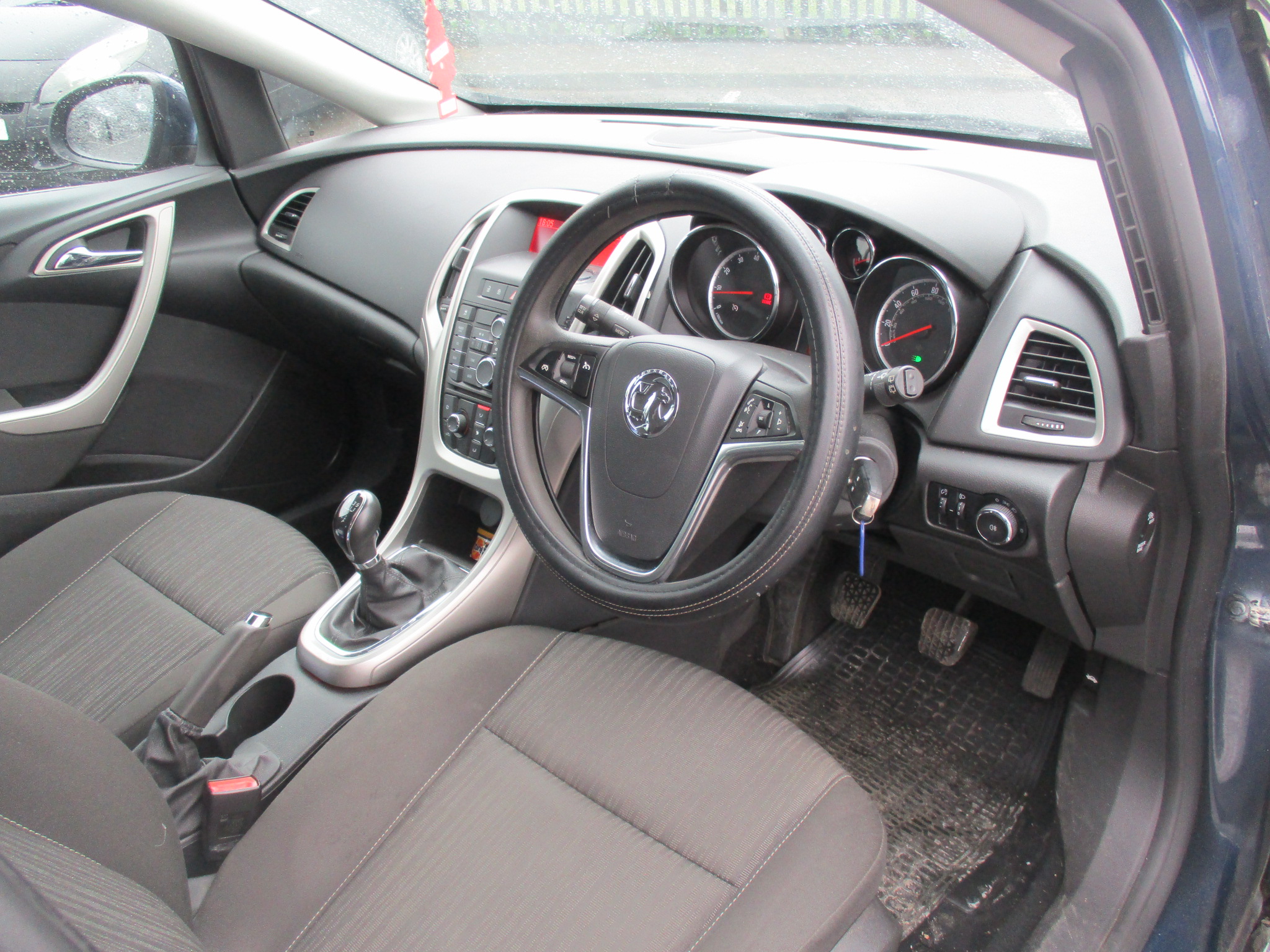 VAUXHALL ASTRA 1.4 16V EXCLUSIV 2010